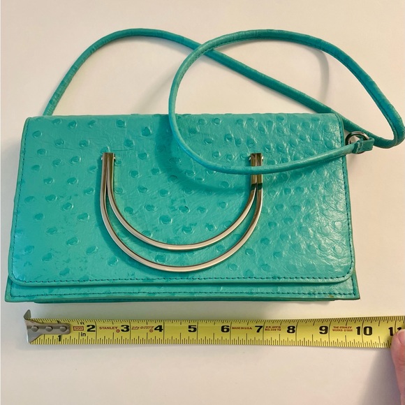 Vachet-ta Italian leather alligator-like embossed clutch with convertible handle - Picture 1 of 3